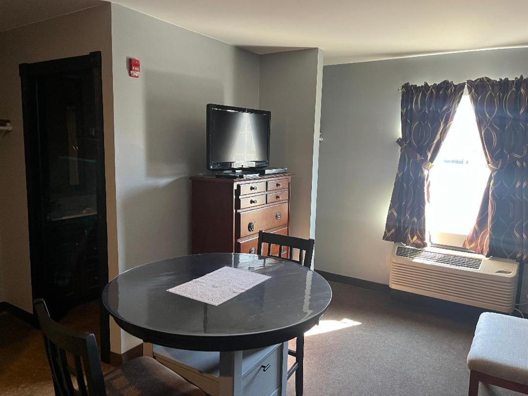 Gamble Farm Inn And Suites Jersey Shore Exteriér fotografie